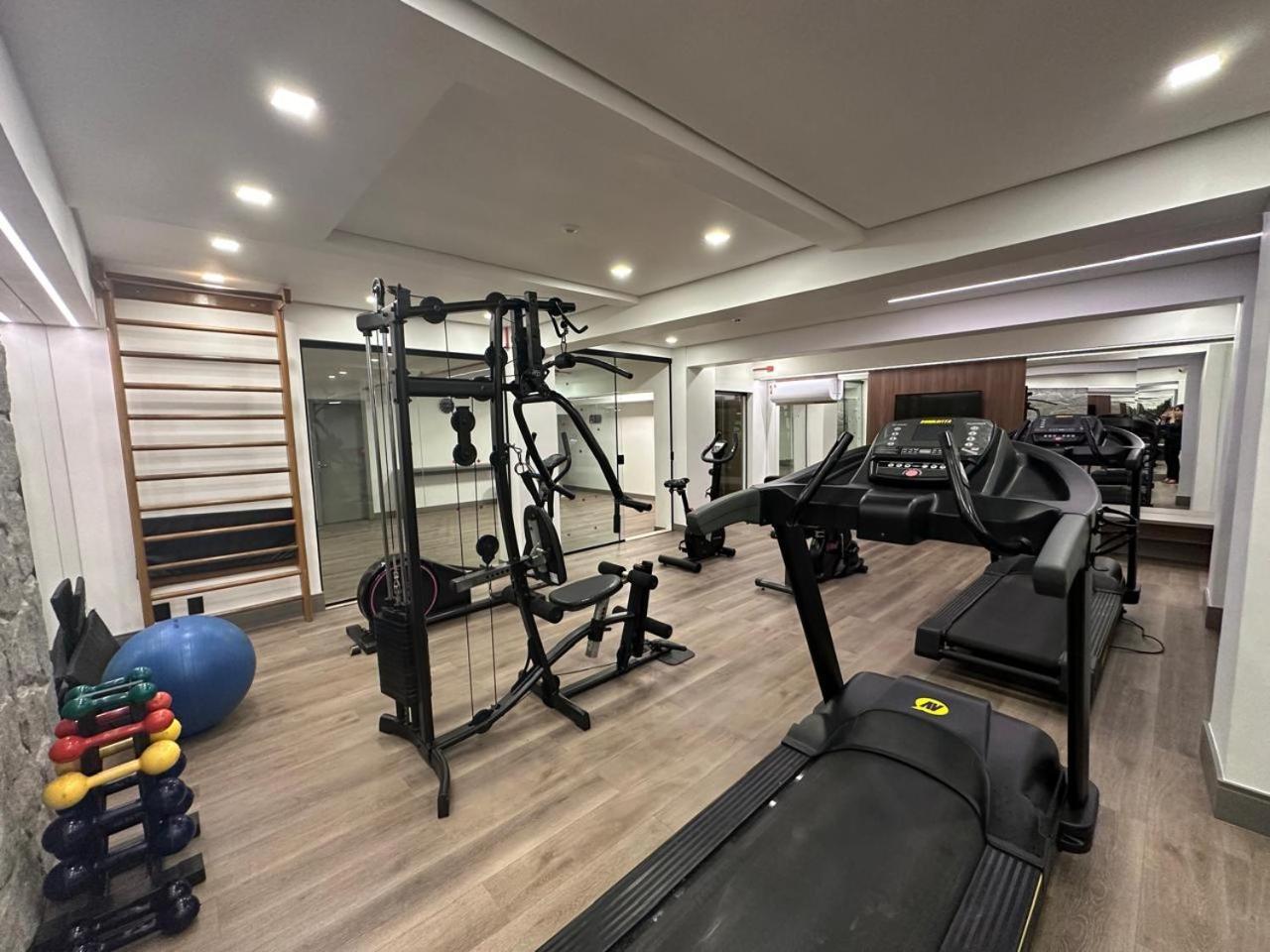 Hotel Charrua 4*